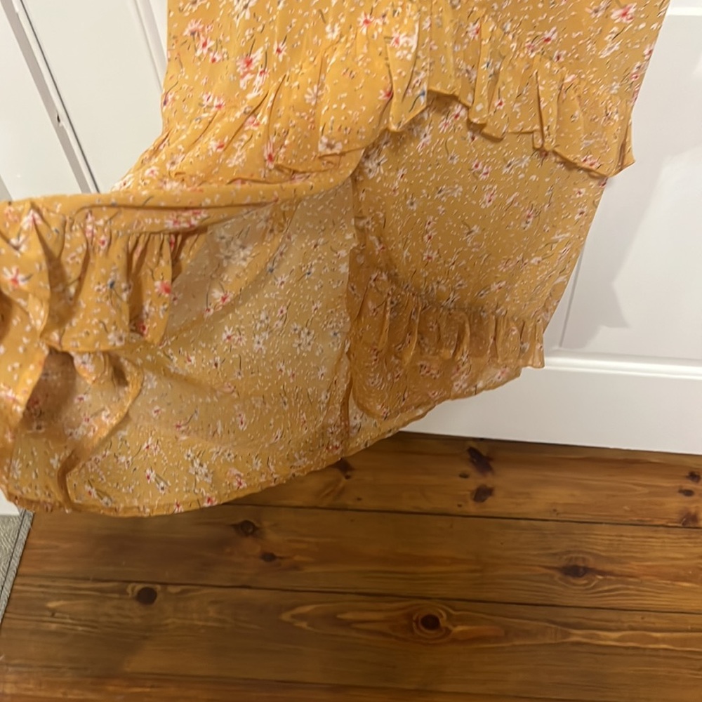 LUSH Ruffled Maxi Dress - Picture 4 of 9
